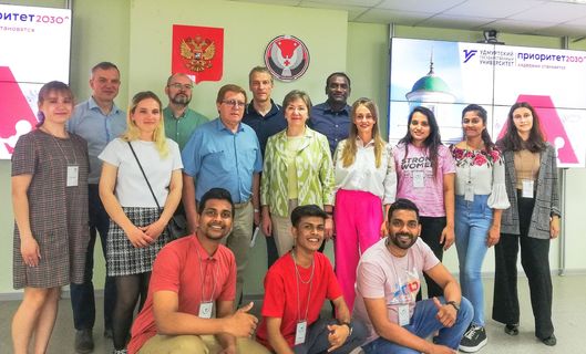 Students from Sri Lanka have visited UdSU 3