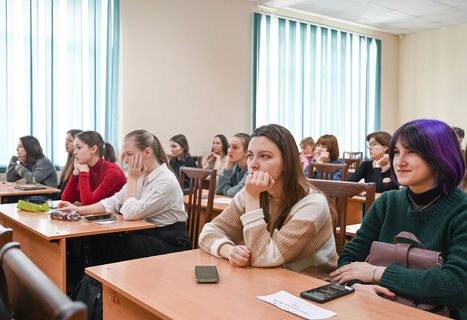 Students of partner universities from Uzbekistan, Kazakhstan and the Republic of Belarus joined the International Week of Multilingualism of UdSU 1