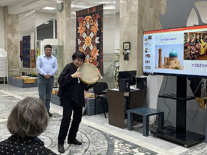В Художественном музее УдГУ состоялось награждение победителей фестиваля «Содружество искусств» 1